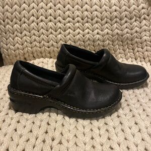 Black Leather Peggy Clogs BOC born concept Size 8.5.  Black soles excellent used